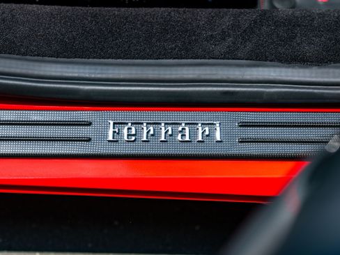 Used 2022 Ferrari F8 Tributo RWD image 28