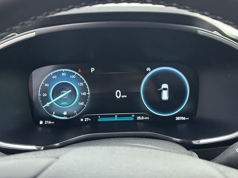 Used 2023 Hyundai Santa Fe SEL w/ Premium Package image 16