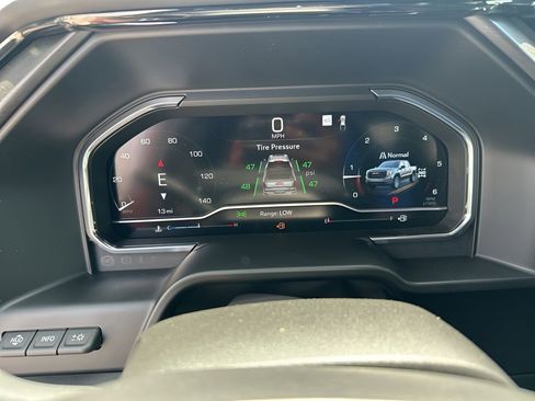 New 2025 GMC Sierra 1500 AT4 w/ AT4 Premium Package image 36