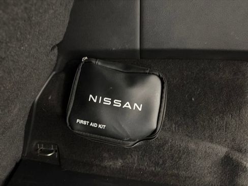 Used 2023 Nissan Rogue SV AWD/4WD image 24