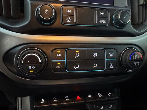 Used 2019 Chevrolet Colorado ZR2 w/ LPO, Power Package image 19