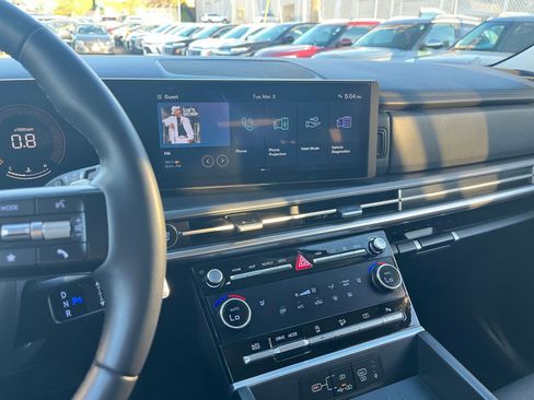 Used 2025 Hyundai Santa Fe SEL image 17