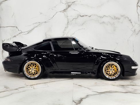 Used 1995 Porsche 911 Carrera RWD image 14