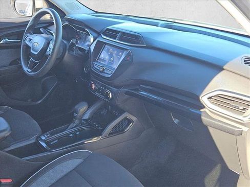 Used 2023 Chevrolet TrailBlazer LT image 21