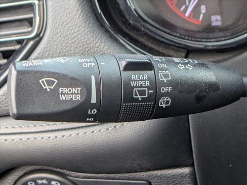 Used 2022 Dodge Durango GT image 29