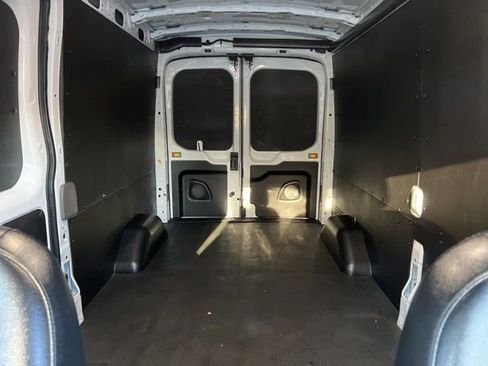 Used 2023 Ford Transit 250 Medium Roof AWD w/ Load Area Protection Package image 18