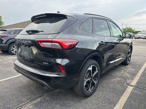 Used 2023 Ford Escape ST-Line Elite AWD/4WD image 5