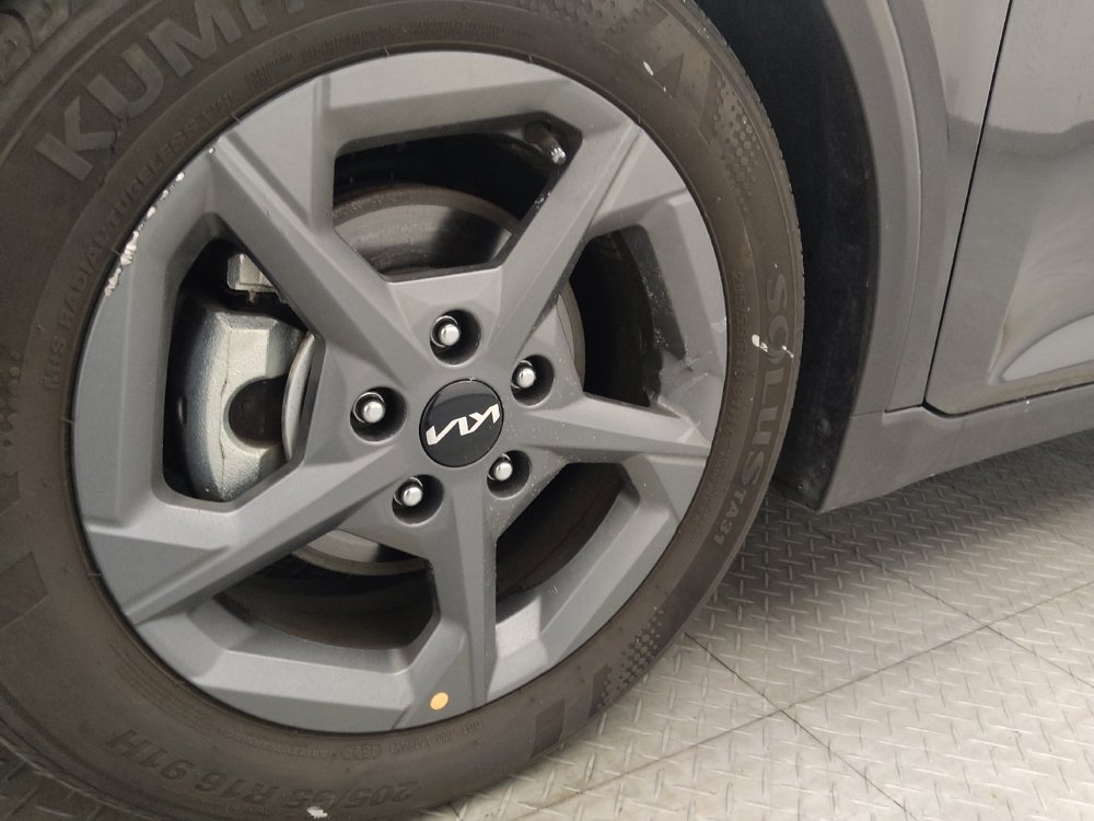 Used 2025 Kia K4 FWD image 31