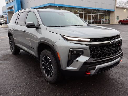 New 2026 Chevrolet Traverse Z71 image 2