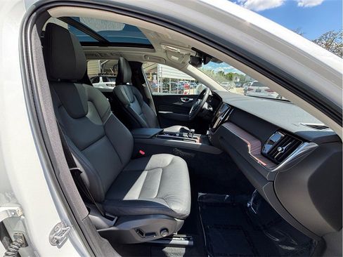 Used 2023 Volvo XC60 T8 Plus w/ Climate Package AWD/4WD image 44