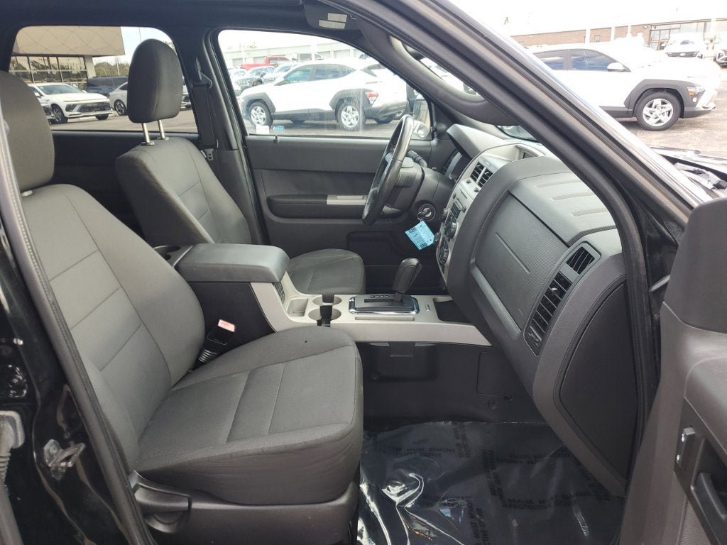 Used 2012 Ford Escape XLT FWD image 44