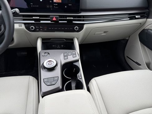 New 2026 Kia Sportage SX Prestige AWD/4WD image 11
