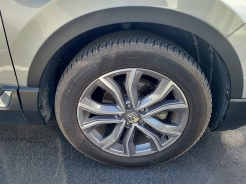 Used 2020 Honda CR-V Touring image 2