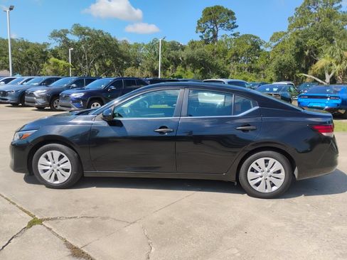 Used 2024 Nissan Sentra S FWD image 8