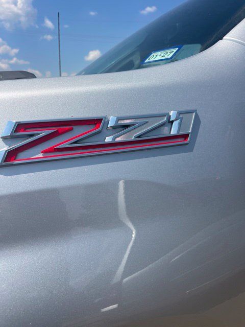 Used 2023 Chevrolet Silverado 2500 LT w/ Texas Edition AWD/4WD image 4