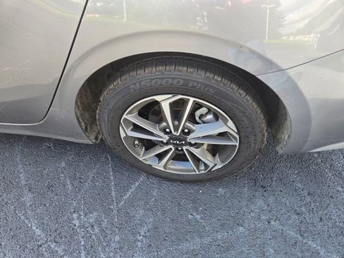 Used 2024 Kia Forte LXS FWD image 20