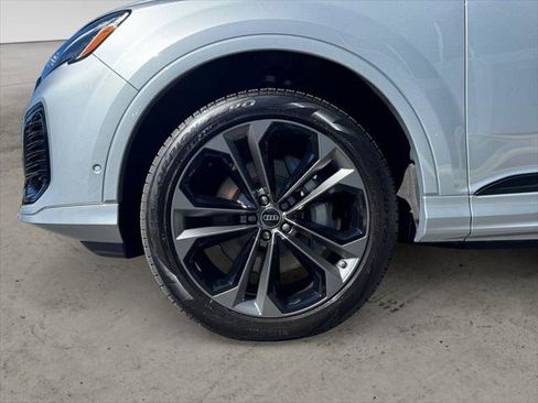New 2025 Audi Q7 3.0T Prestige image 9