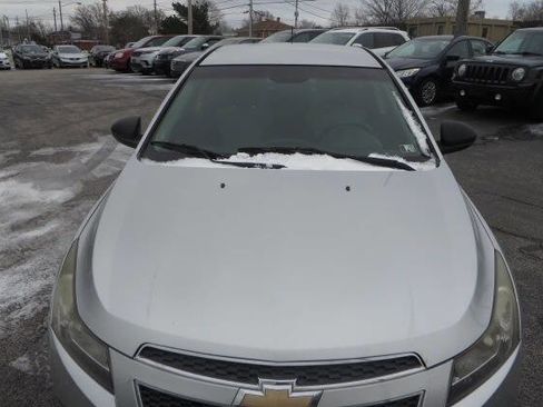 Used 2012 Chevrolet Cruze LS image 28