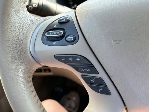 Used 2015 Nissan Pathfinder SL w/ SL Premium Package FWD image 30