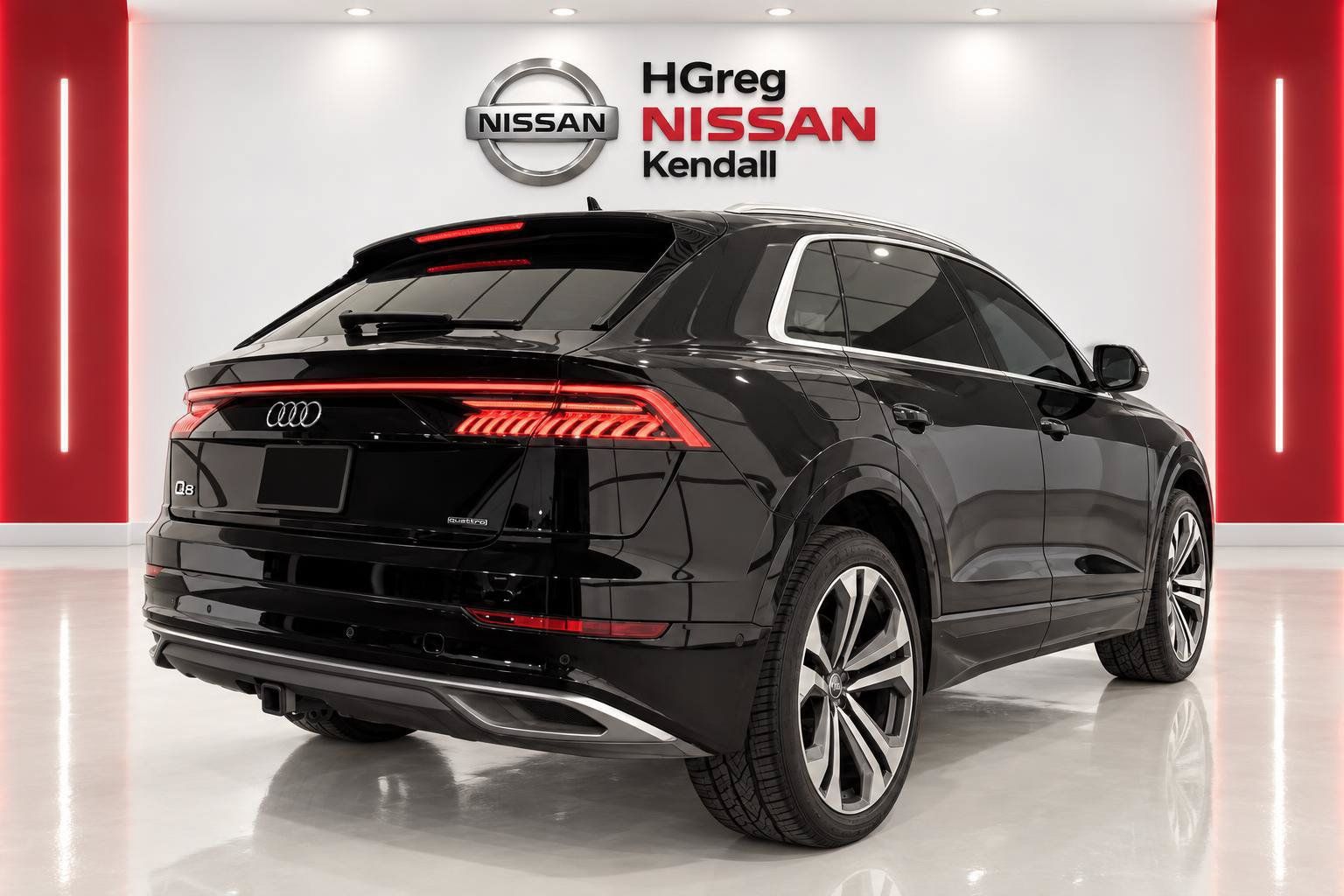 Used 2019 Audi Q8 Prestige AWD/4WD image 4