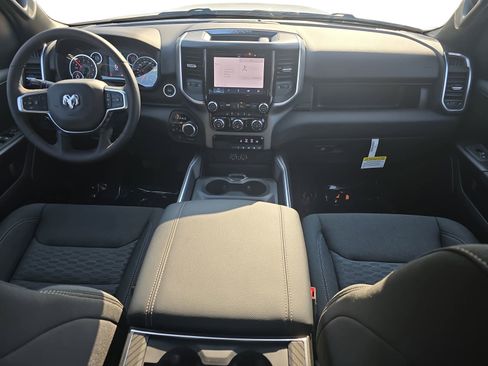 New 2026 RAM 1500 Big Horn w/ Night Edition AWD/4WD image 9