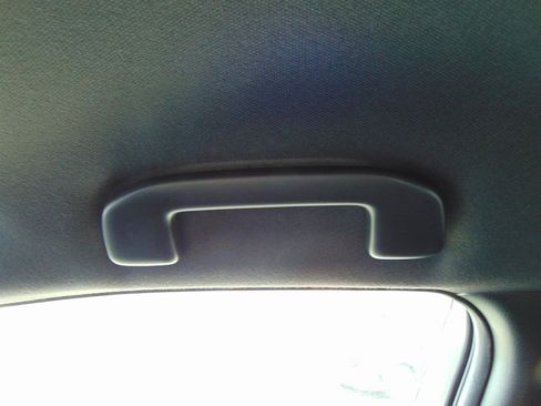 Used 2022 Toyota Corolla SE image 13