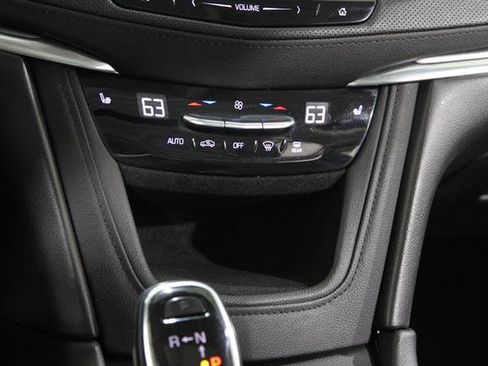 Used 2019 Cadillac XT5 Luxury AWD/4WD image 14