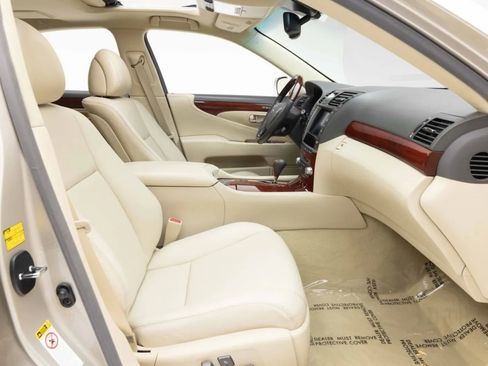 Used 2012 Lexus LS 460 w/ Luxury Value Edition RWD image 22