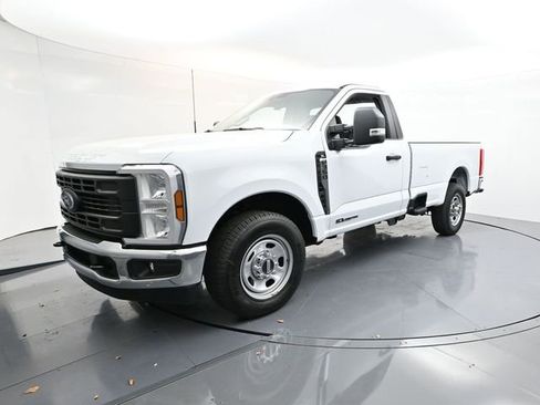 New 2026 Ford F350 XL w/ XL Chrome Package RWD image 3