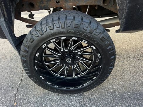 Used 2010 GMC Sierra 1500 SL AWD/4WD image 9