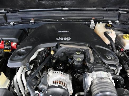 Used 2020 Jeep Wrangler Unlimited Sport image 30