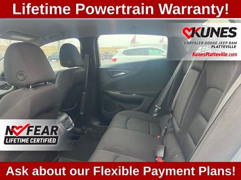 Used 2024 Chevrolet Malibu LT image 28