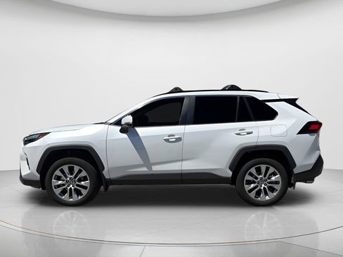 Used 2025 Toyota RAV4 XLE Premium AWD/4WD image 8