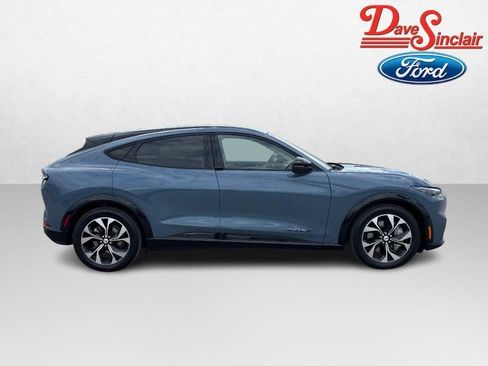 Used 2023 Ford Mustang Mach-E Premium AWD/4WD image 5