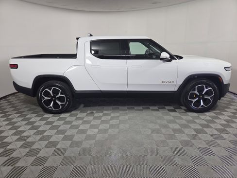 Used 2022 Rivian R1T Adventure image 6