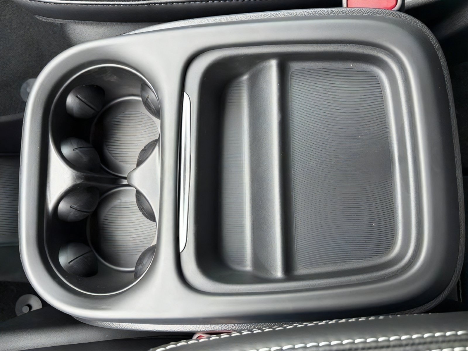 New 2027 Chrysler Pacifica Select FWD image 35
