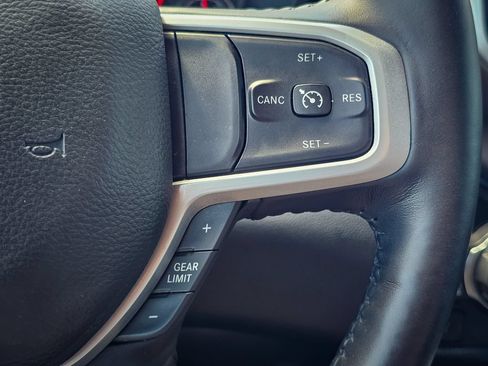 Used 2020 RAM 1500 Big Horn AWD/4WD image 19