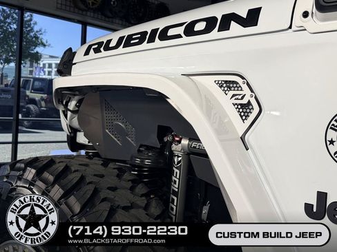 Used 2025 Jeep Wrangler Unlimited Rubicon 4xe w/ Safety Group AWD/4WD image 14