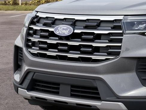 New 2027 Ford Explorer Active RWD image 17
