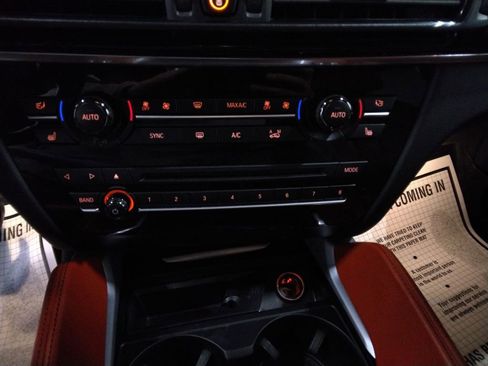 Used 2019 BMW X6 xDrive35i w/ Premium Package Enhanced image 22