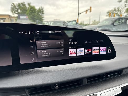 Used 2024 Lucid Air Touring AWD/4WD image 24