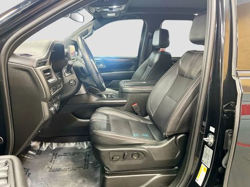 Used 2024 Chevrolet Suburban RST w/ Sport Performance Package AWD/4WD image 22