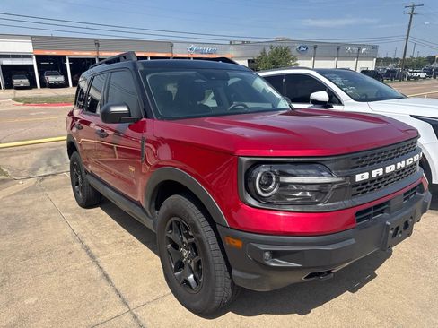Used 2021 Ford Bronco Sport Badlands AWD/4WD image 3