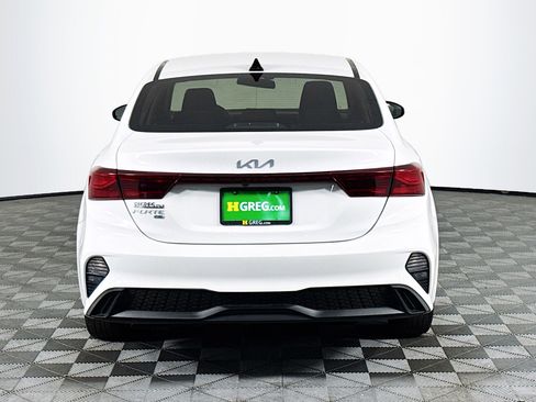 Used 2024 Kia Forte LX FWD image 8