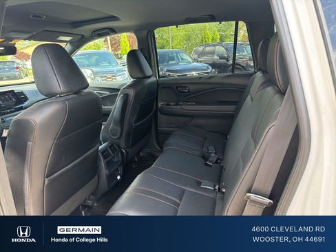 Used 2023 Honda Passport TrailSport image 12