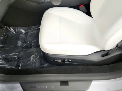 Used 2025 Tesla Model 3 Long Range RWD image 47