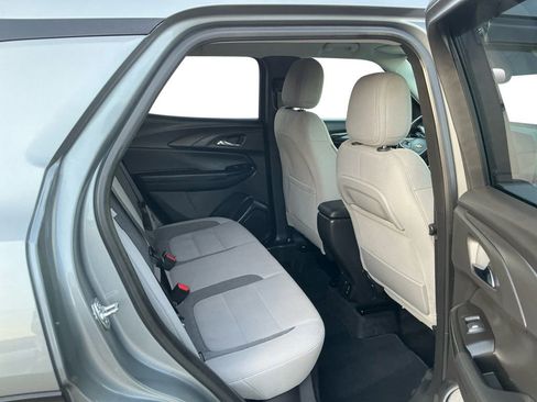 Used 2025 Chevrolet TrailBlazer LT w/ Convenience Package image 23