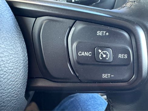 Used 2021 Jeep Wrangler Unlimited Sport image 13