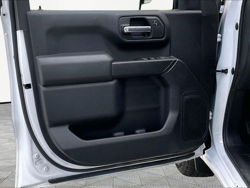 Used 2022 Chevrolet Silverado 1500 Custom AWD/4WD image 21