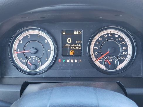 Used 2018 RAM 1500 Classic SLT AWD/4WD image 18